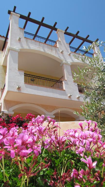 Residence Olimpo Santa Teresa Gallura Luaran gambar